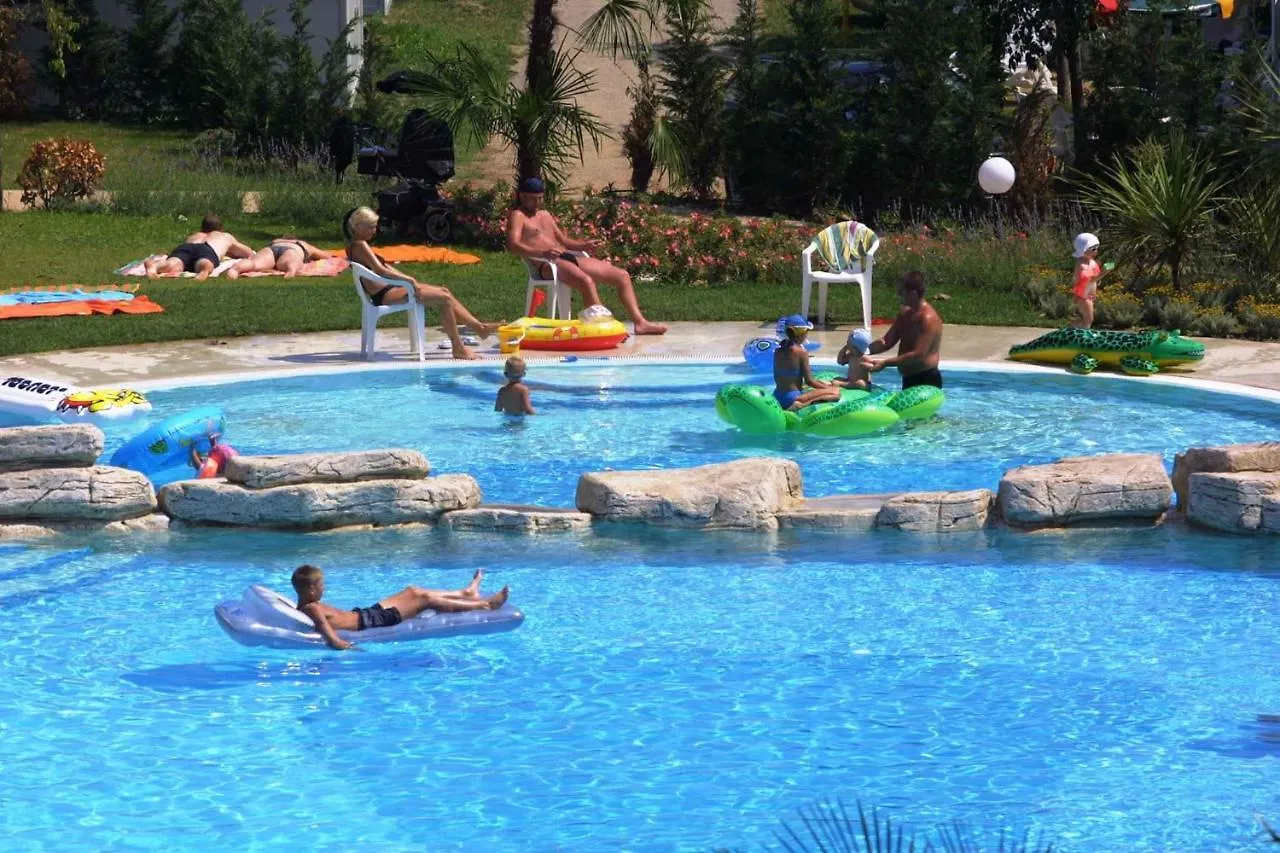 Apartments in Peschiera del Garda 22109 0*,